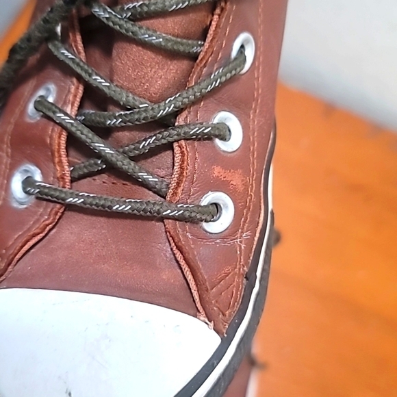 CONVERSE CHUCK TAYLOR ALL STAR UNISEX BROWN LEATHER WATERPROOF SNEAKER 8 - Picture 11 of 11